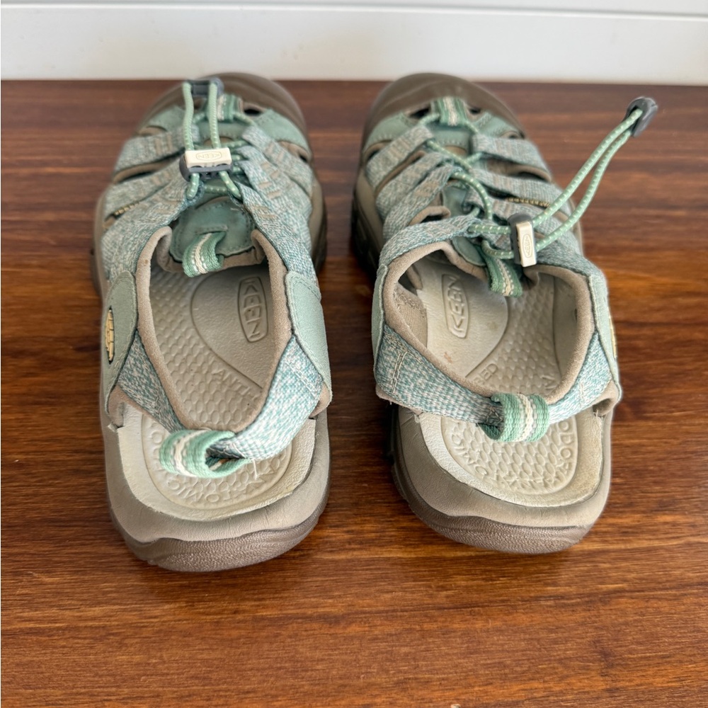 Keen Newport H2 Womens 7 Green Sport Sandals Water Hiking Comfort - Picture 4 of 10